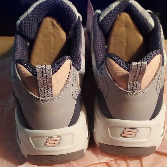 🩷💜Skechers D'Lites Womens Sneakers - Light Gray and Turqoise - Picture 3 of 13